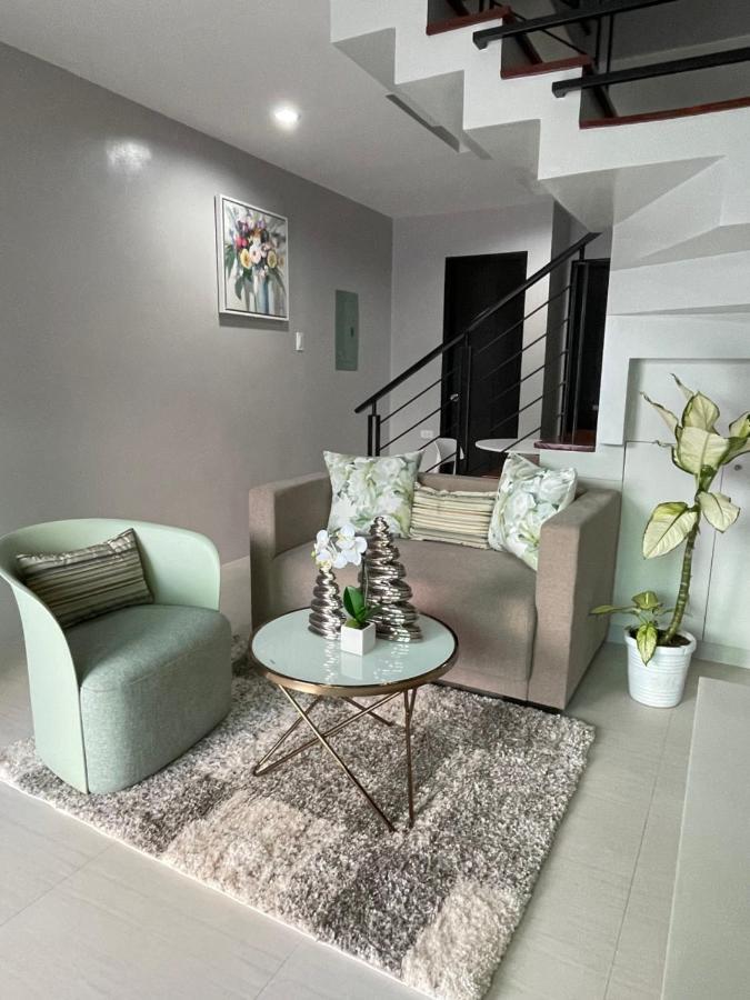 J Spazio Apartelle And Cafe Baranghauon Экстерьер фото