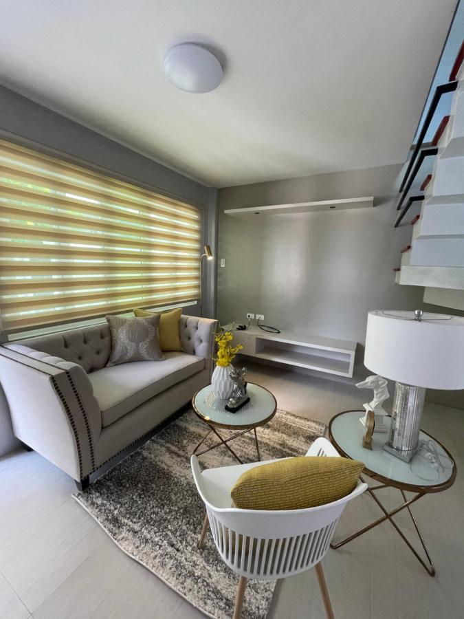 J Spazio Apartelle And Cafe Baranghauon Экстерьер фото
