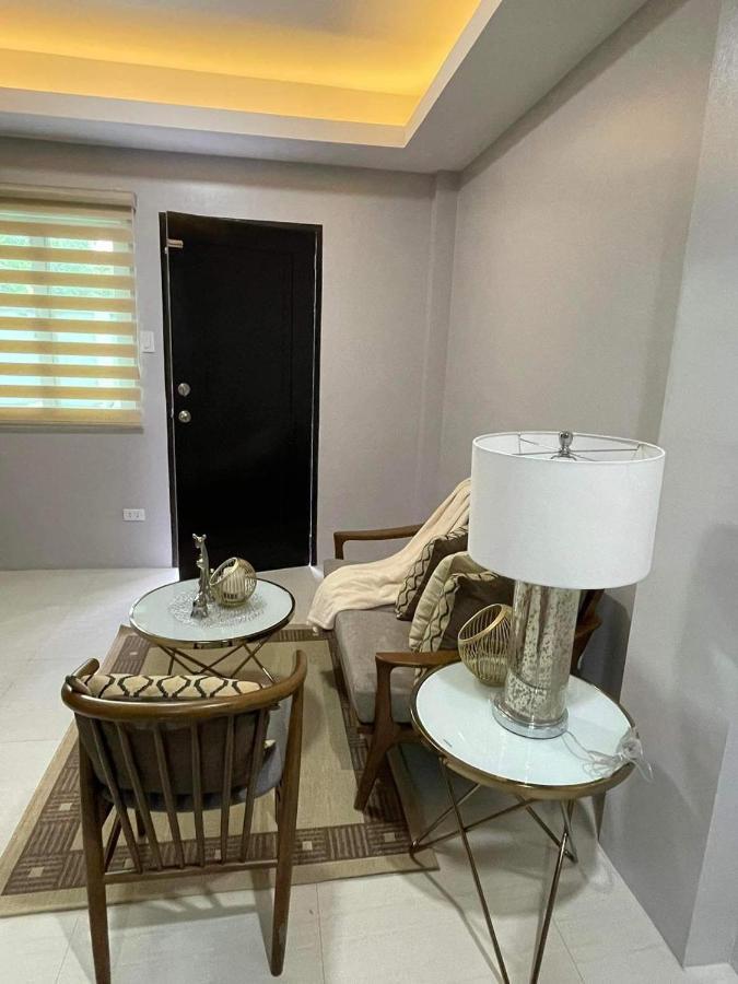 J Spazio Apartelle And Cafe Baranghauon Экстерьер фото