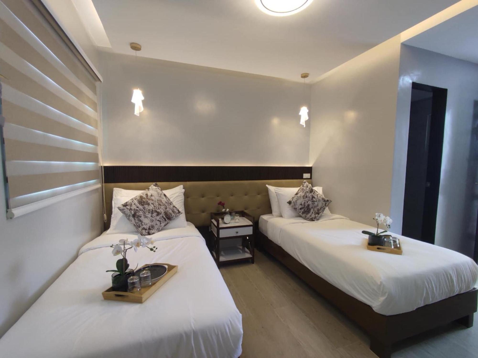 J Spazio Apartelle And Cafe Baranghauon Экстерьер фото