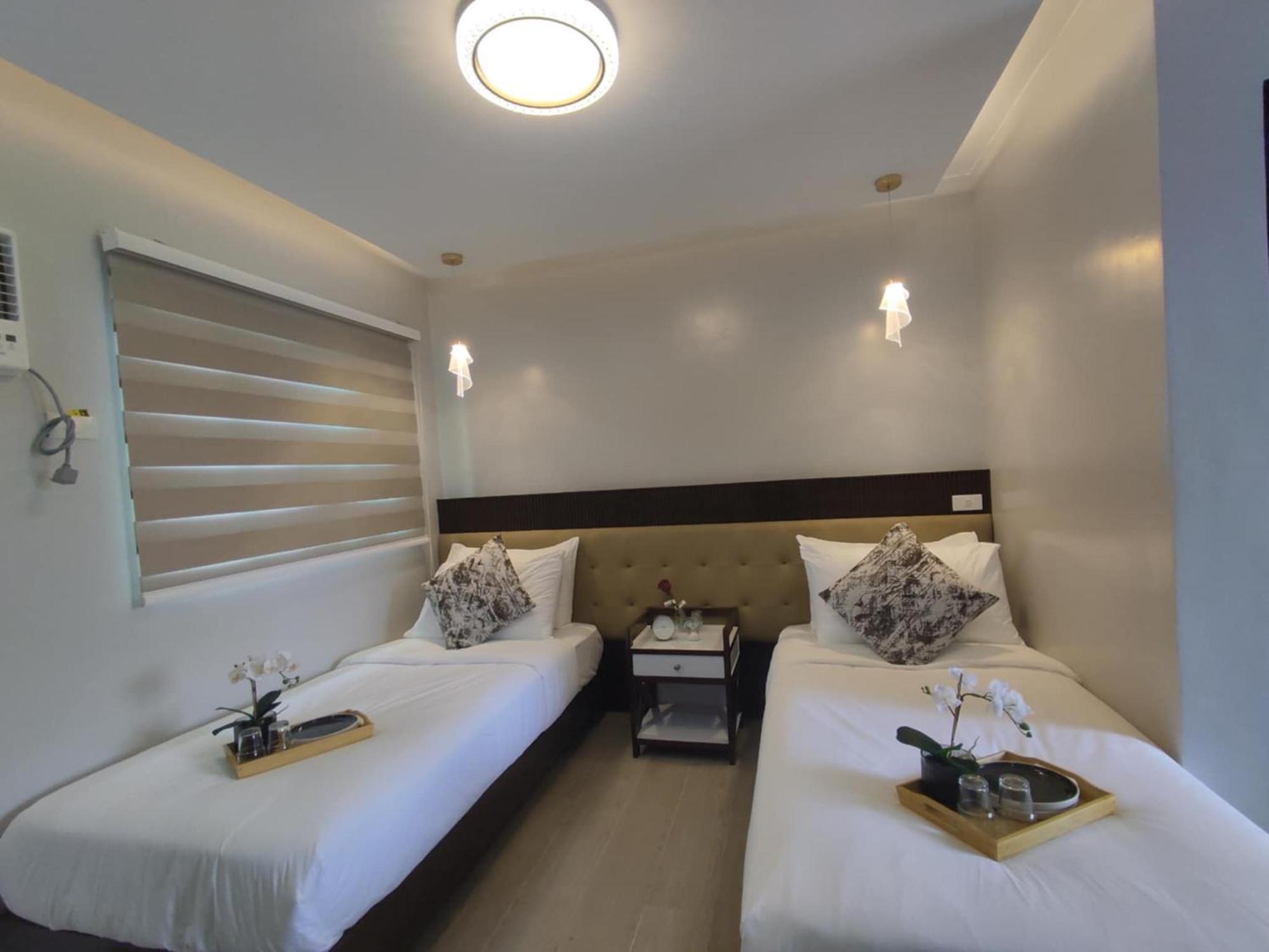 J Spazio Apartelle And Cafe Baranghauon Экстерьер фото